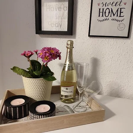 Blick Ueber - Terrasse - 3 - Modern Renoviert 公寓 *