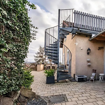 Blick über - Terrasse - 3 - Modern Renoviert *